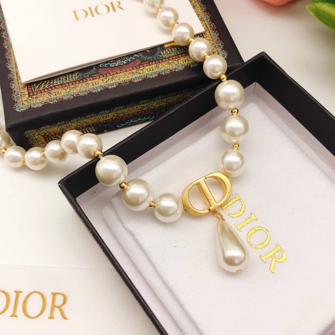 Knockoff Chr1st1an D10r Logo Necklace