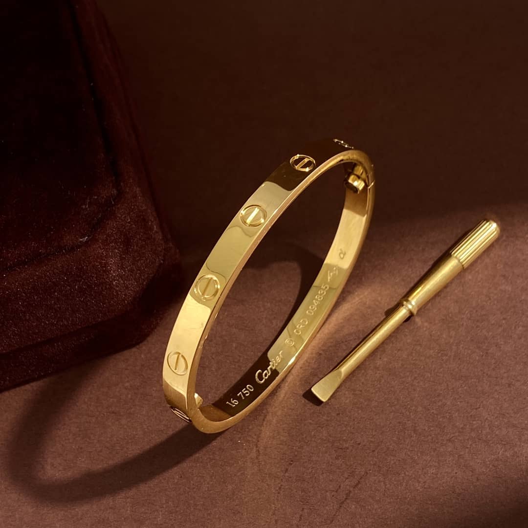Ca*t1er Bracelet Dupe