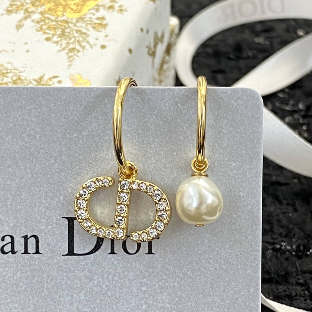 Luxury Chr1st1an D10r Classic AAA+ Earring