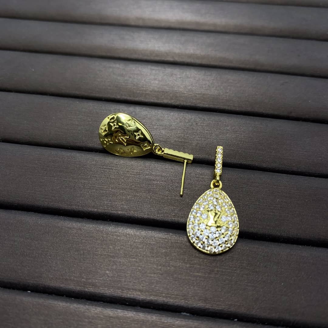 L0vis Vvtt0n Earring First Copy