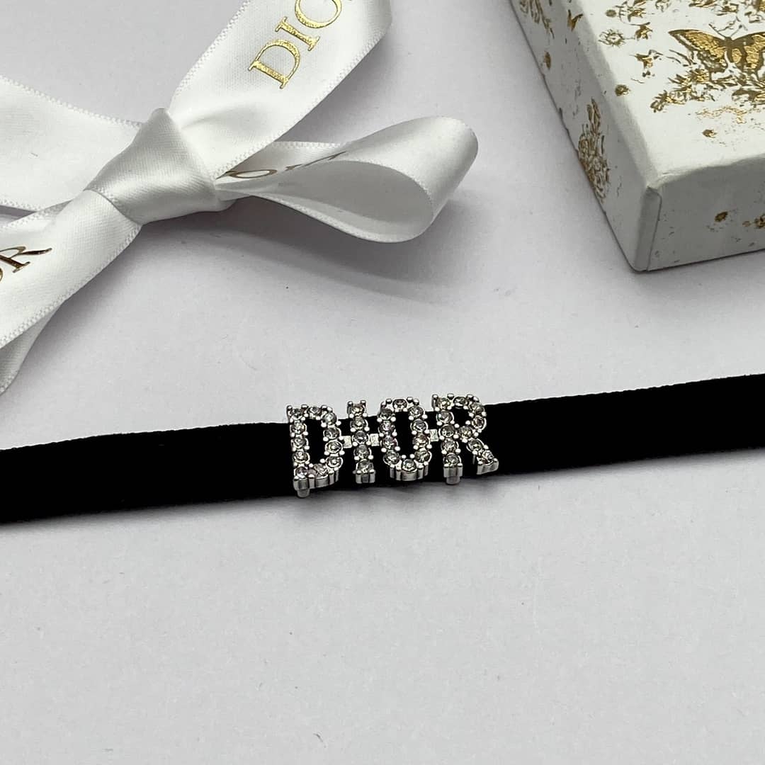 7 Star Chr1st1an D10r Necklace