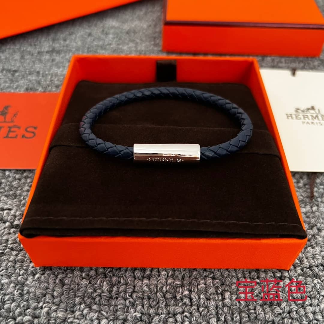 H**me5 Bracelet First Copy