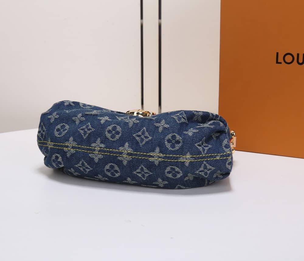 L0vis Vvtt0n Denim Baggy Canvas Single Handle Replica Shoulder Bag M44470
