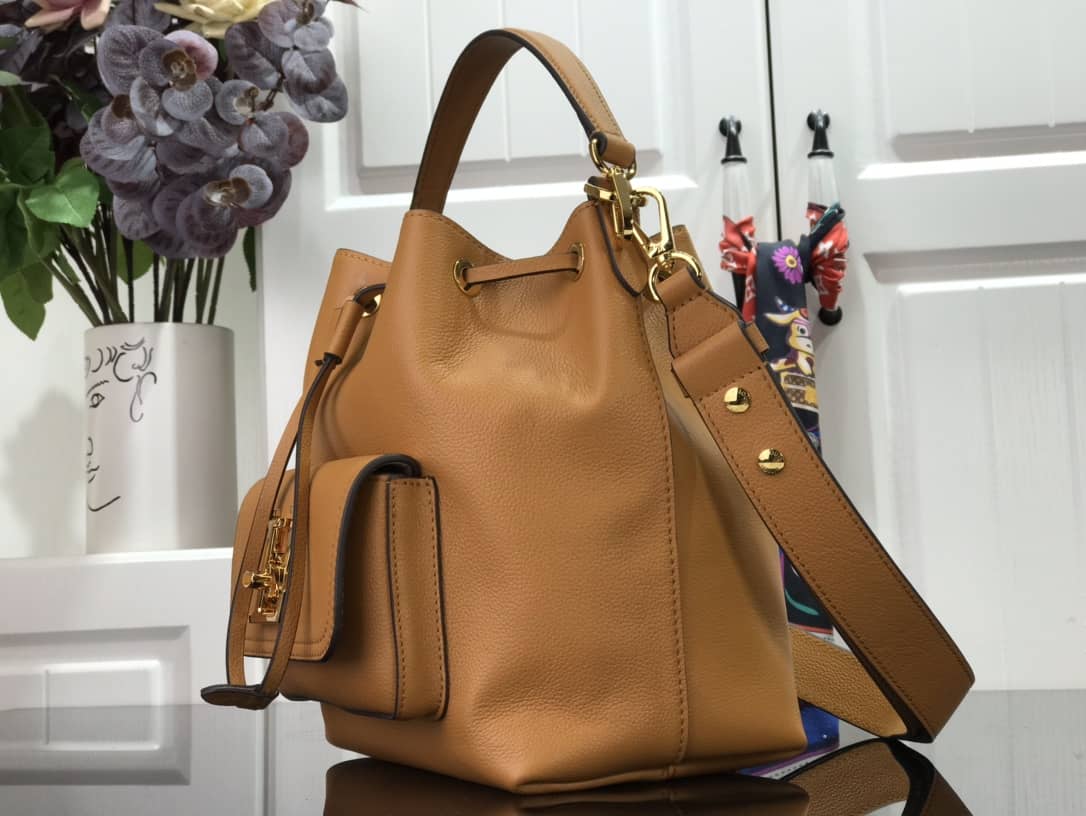 L0vis Vvtt0n Lockme Replica Bucket Bag Orange M57688