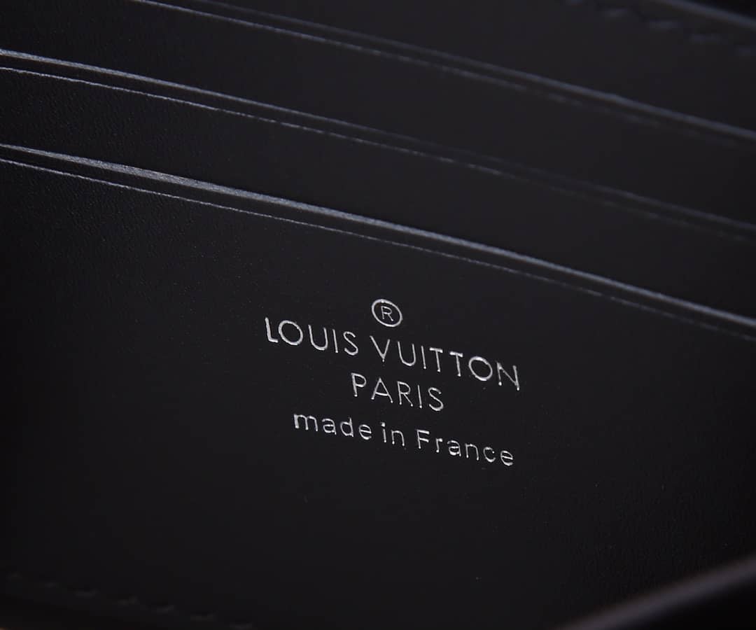L0vis Vvtt0n Alpha Wearable Wallet Canvas Replica N60418