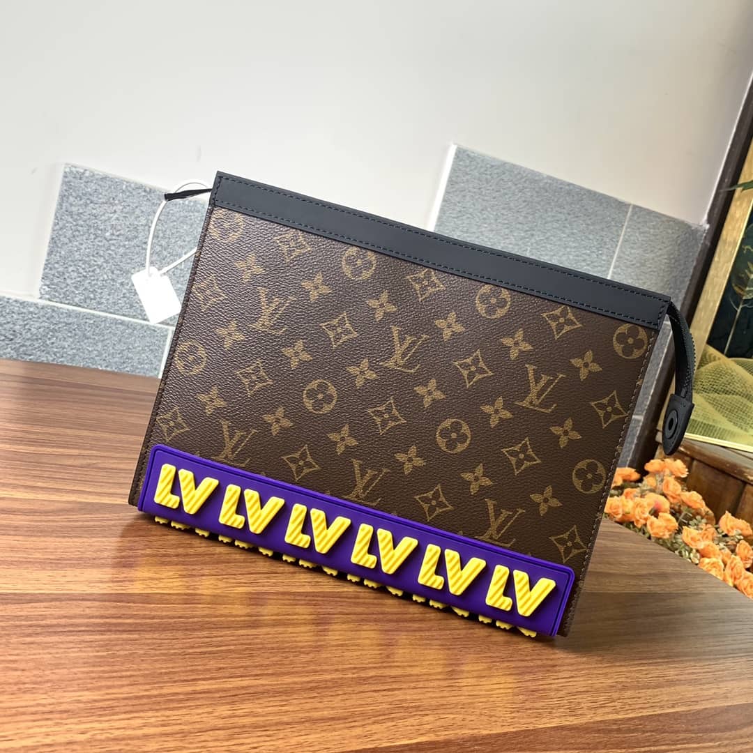 L0vis Vvtt0n Monogram Canvas Replica Pochette Voyage Brown M80792