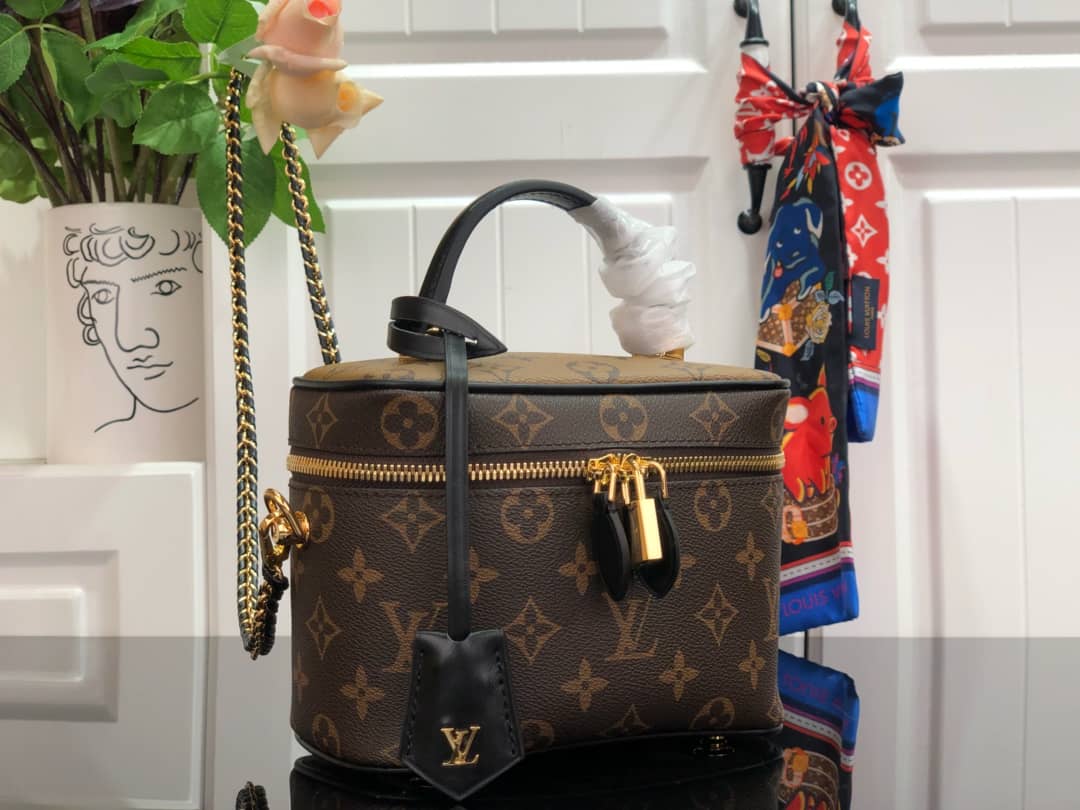 L0vis Vvtt0n Replica Bags Vanity PM Reverse Monogram Coated Canvas Crossbody M45165