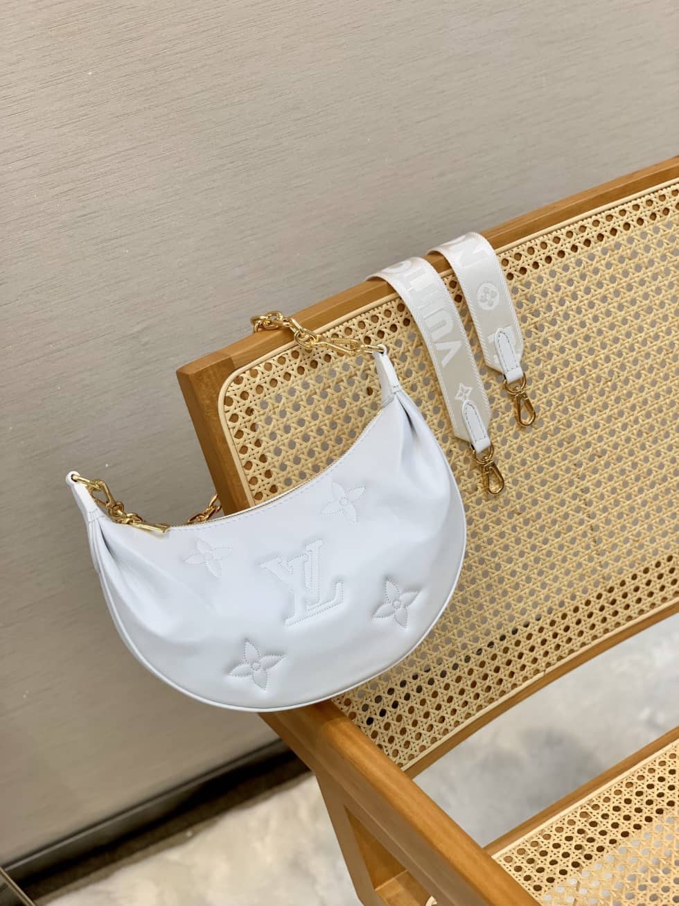 L0vis Vvtt0n Over The Moon Bubblegram White M59959 Replica Hobo
