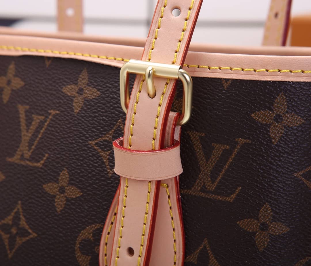 L0vis Vvtt0n Petit PM Monogram Canvas Brown M42238 Replica Bucket Bag