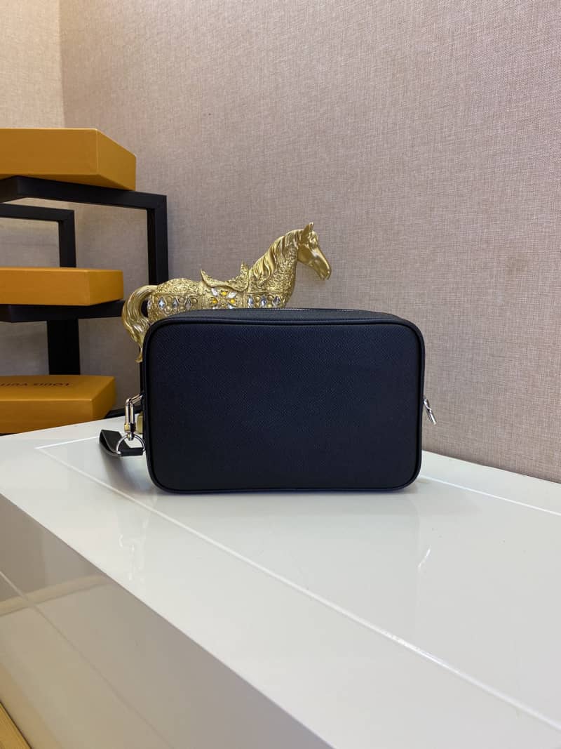 L0vis Vvtt0n Pochette Kasai Taiga Cowhide Leather Tote Replica M30441