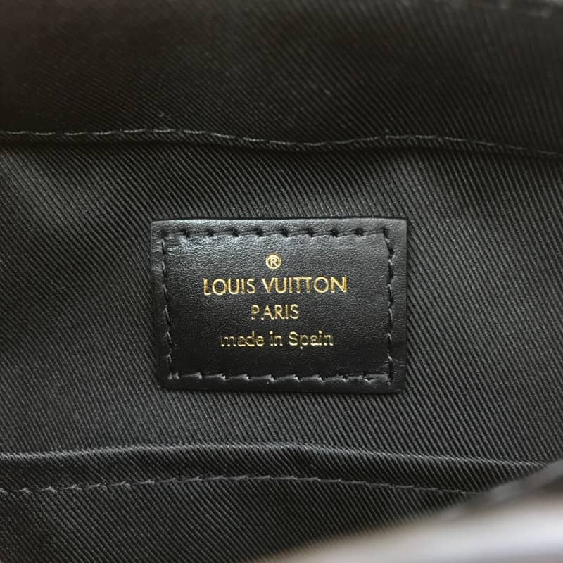 L0vis Vvtt0n Saintonge Monogram Canvas Replica Shoulder Bag Black M43557