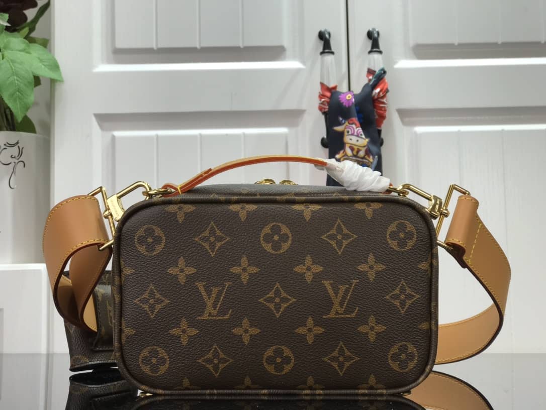 Best Replica L0vis Vvtt0n Monogram Geronimos Utility Crossbody Bag Replica M45672(ColaReps)