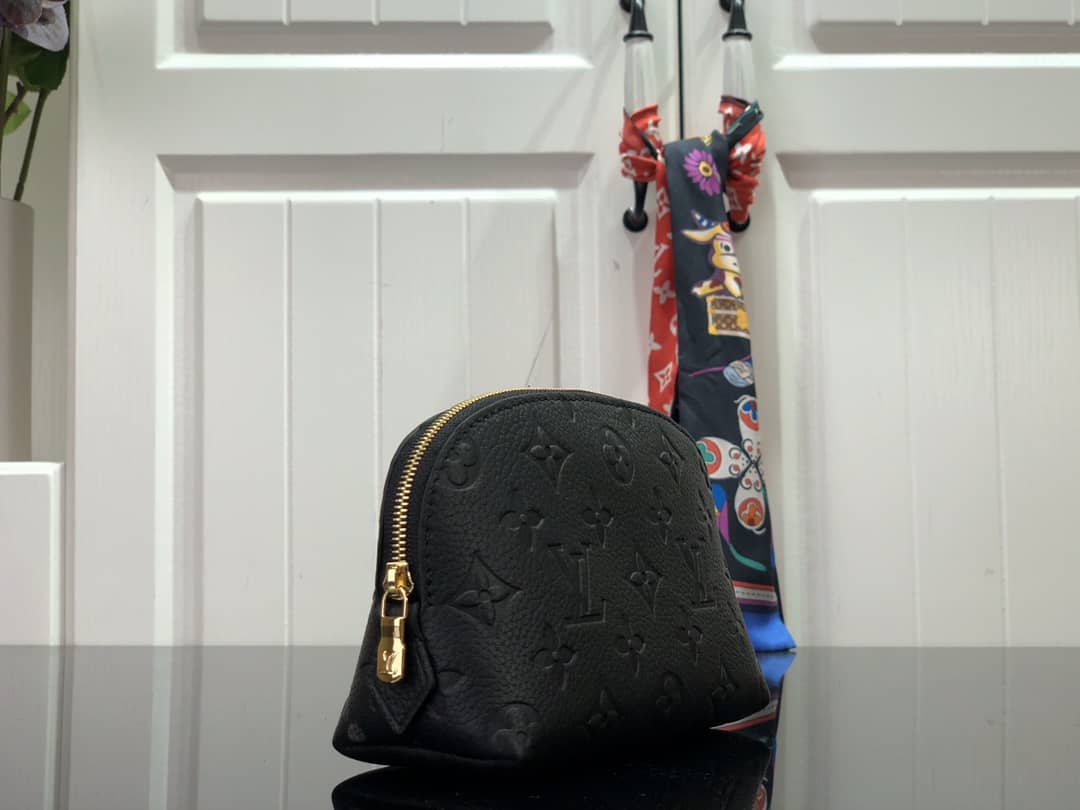 L0vis Vvtt0n Pochette Dupe Monogram Cosmetic Pouch Black M47515