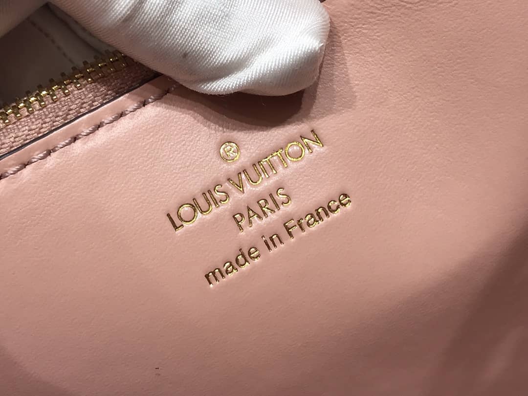 L0vis Vvtt0n Capucines BB Cutout Leather Bag Replica Pink M57228