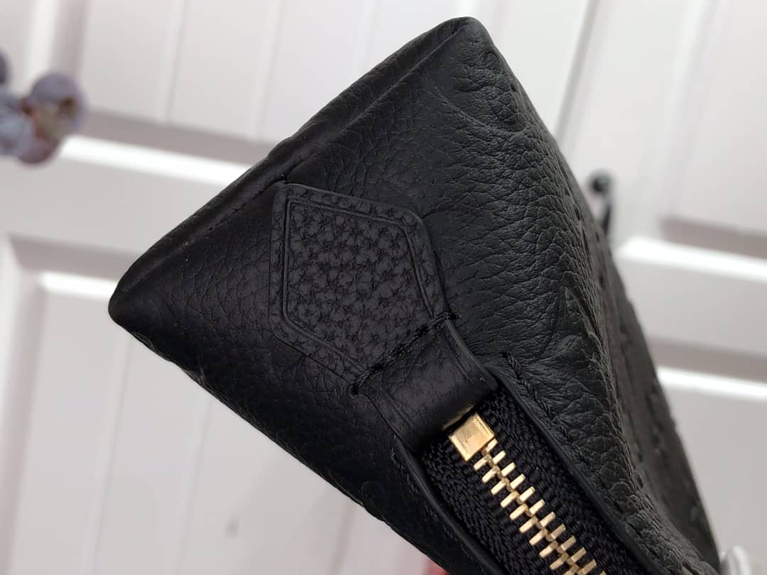 L0vis Vvtt0n Pochette Dupe Monogram Cosmetic Pouch Black M47515