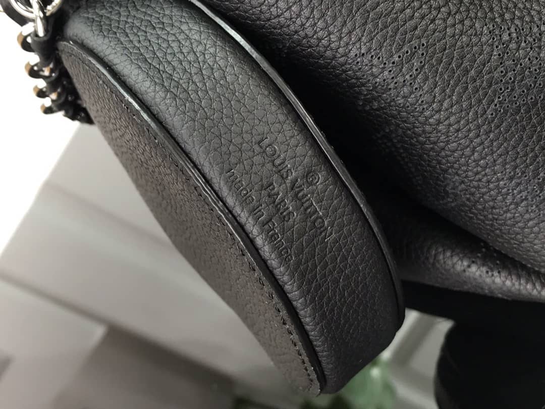 L0vis Vvtt0n Bella Mahina Magnolia Leather Replica Bag M57068 Black