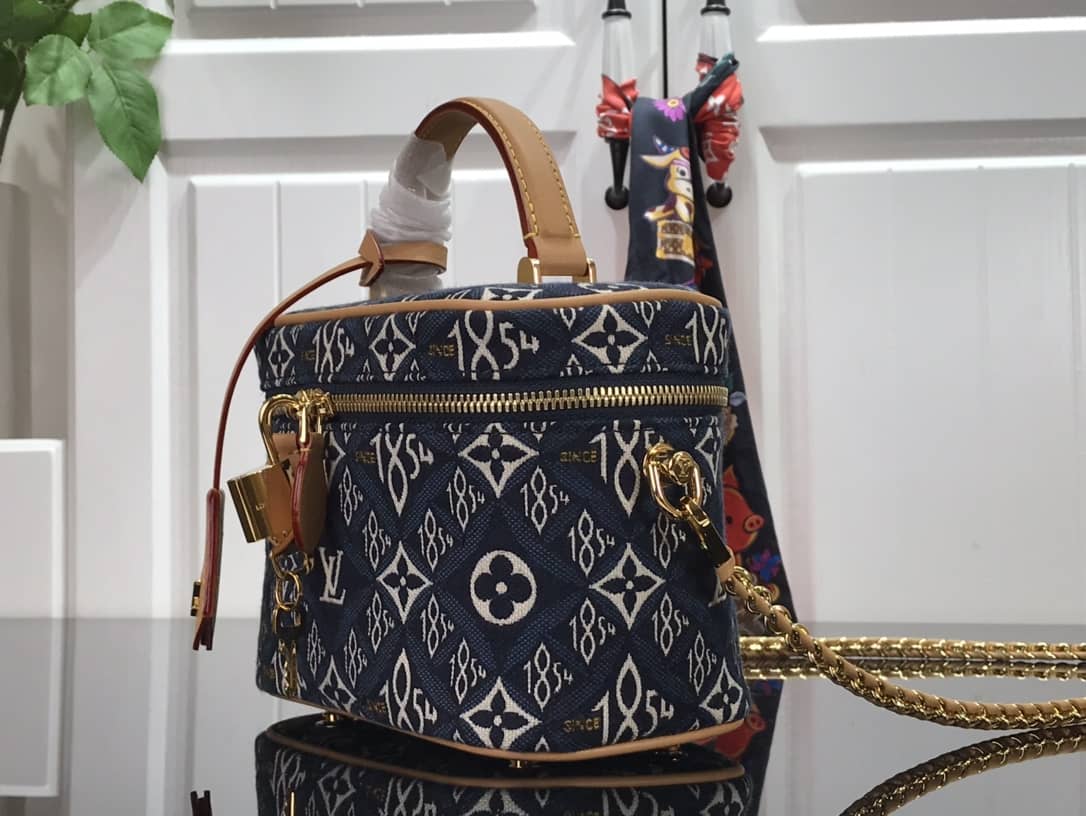 L0vis Vvtt0n Since 1854 Vanity PM Monogram Bag Replica M57403