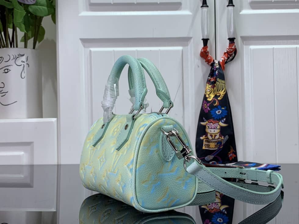 L0vis Vvtt0n Nano Speedy Green M81508 Replica Shoulder Bag