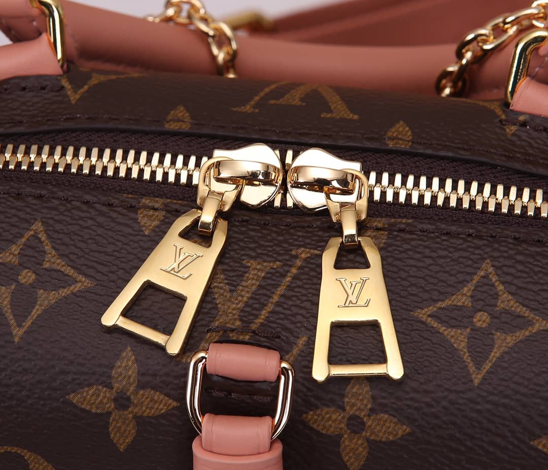 L0vis Vvtt0n Petite Malle Souple Monogram Bag Replica Pink M45571