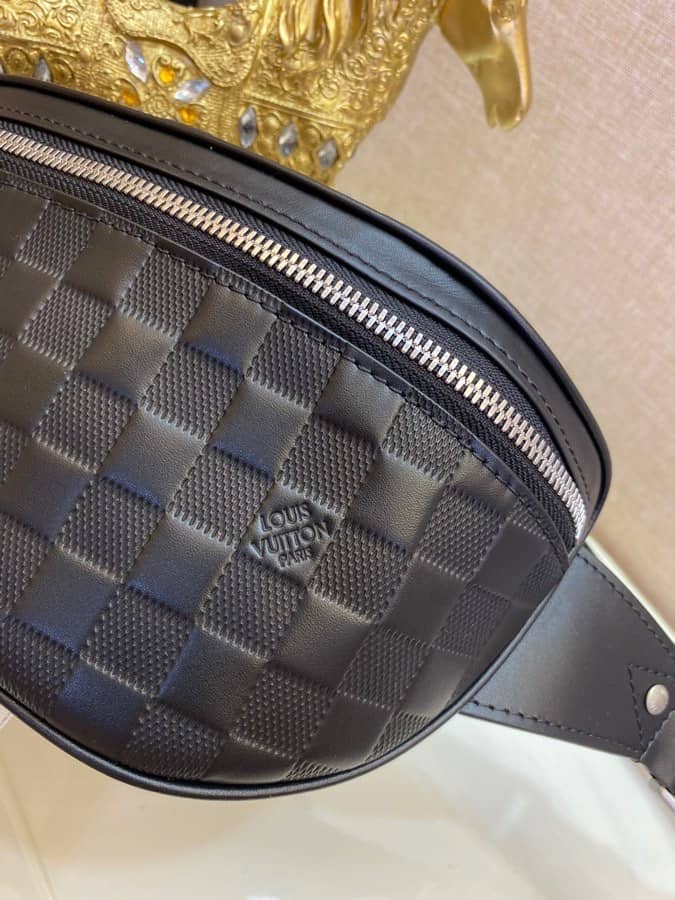 L0vis Vvtt0n Campus Damier Infini Replica Bumbag N40298