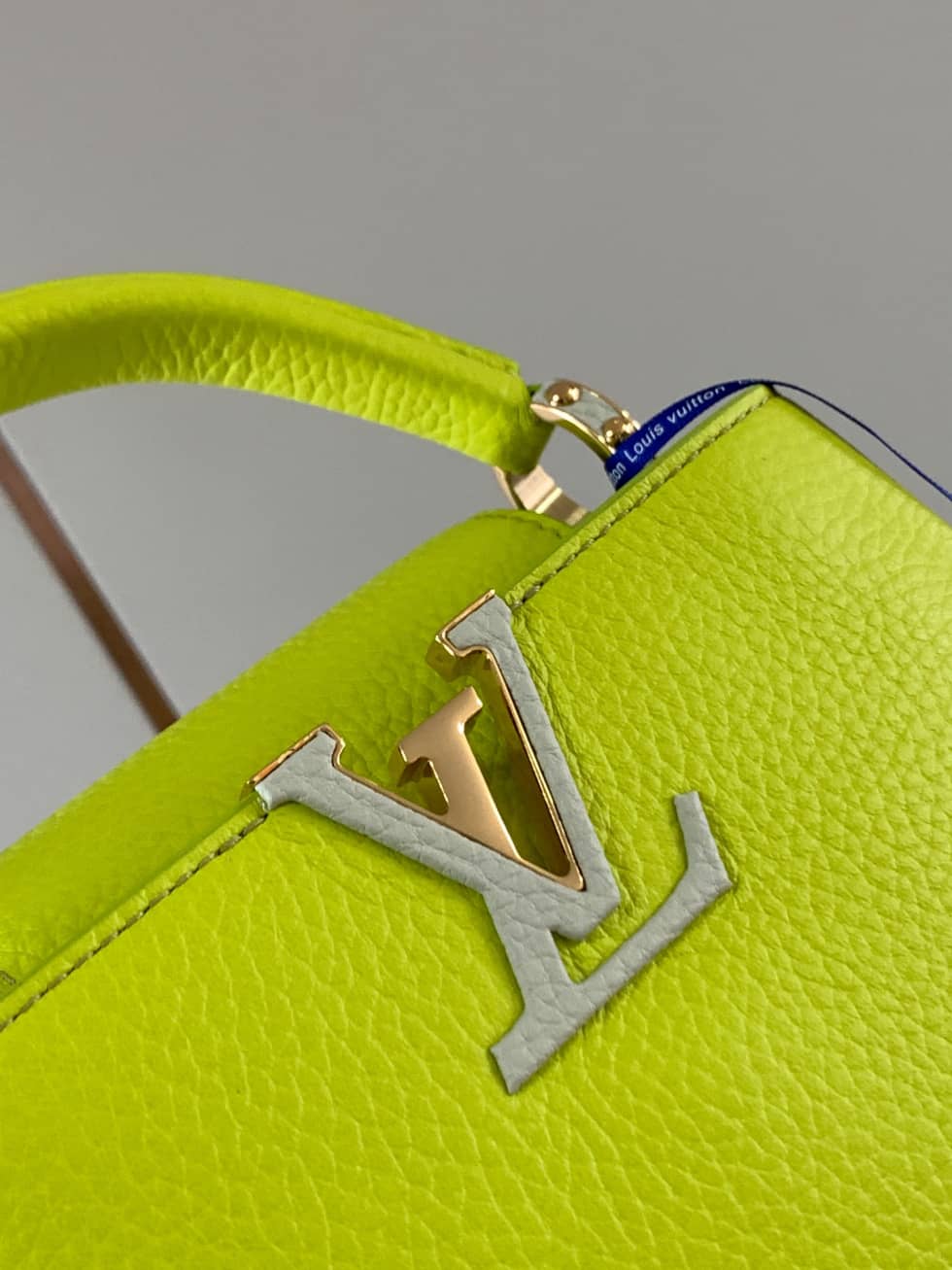L0vis Vvtt0n Capucines Mini M59440 Replica Shoulder Bag