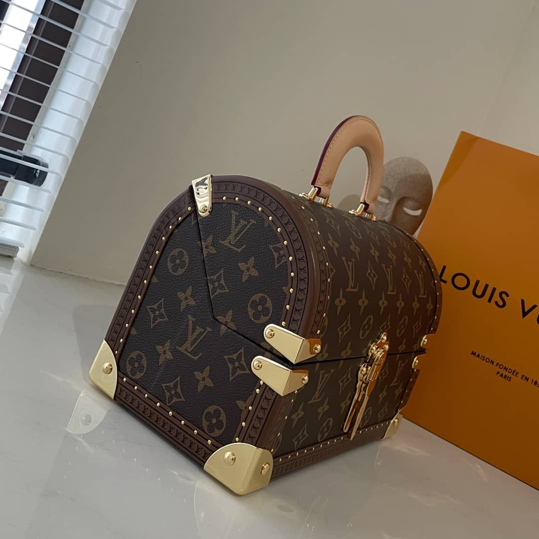 Best Replica L0vis Vvtt0n Monogram Canvas Cotteville M20210 Replica Makeup Bag(ColaReps)