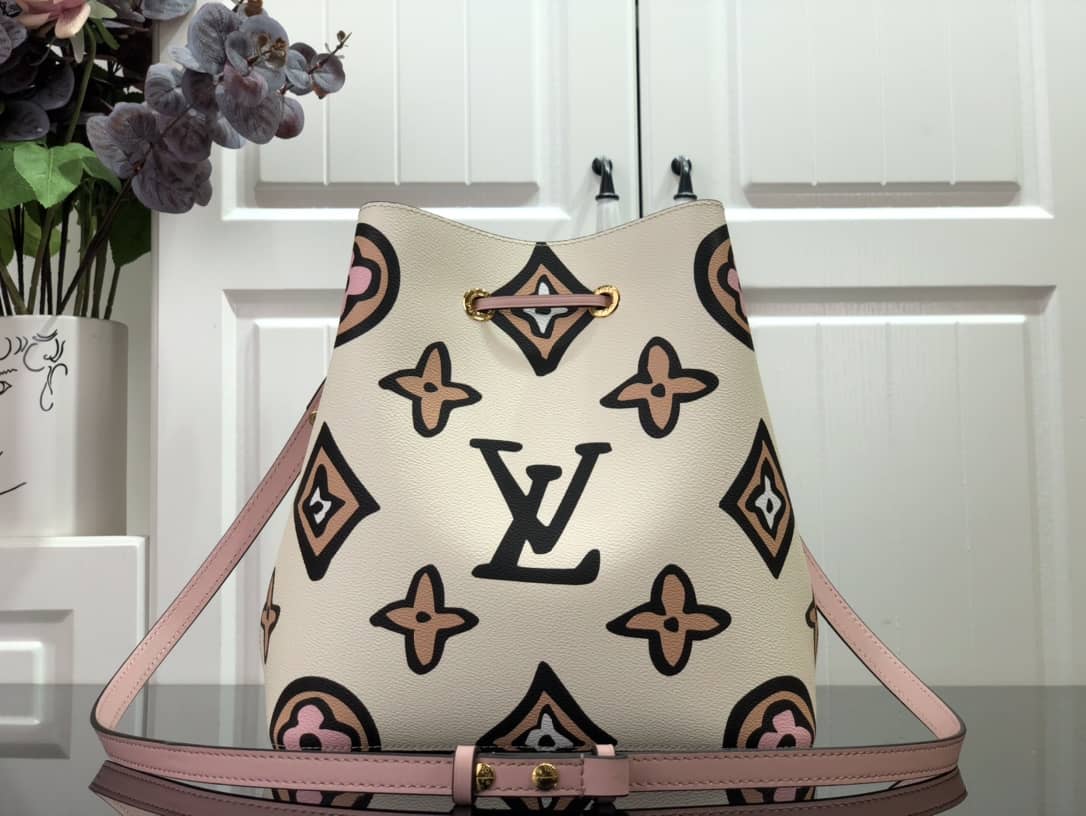 L0vis Vvtt0n Neo Noe Monogram Casual Leather Replica Bag White M44679