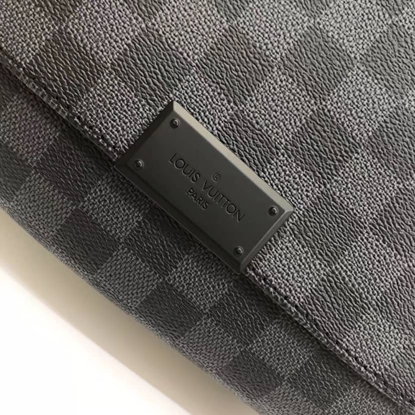 L0vis Vvtt0n District PM Damier Graphite Replica Shoulder Bag N41260