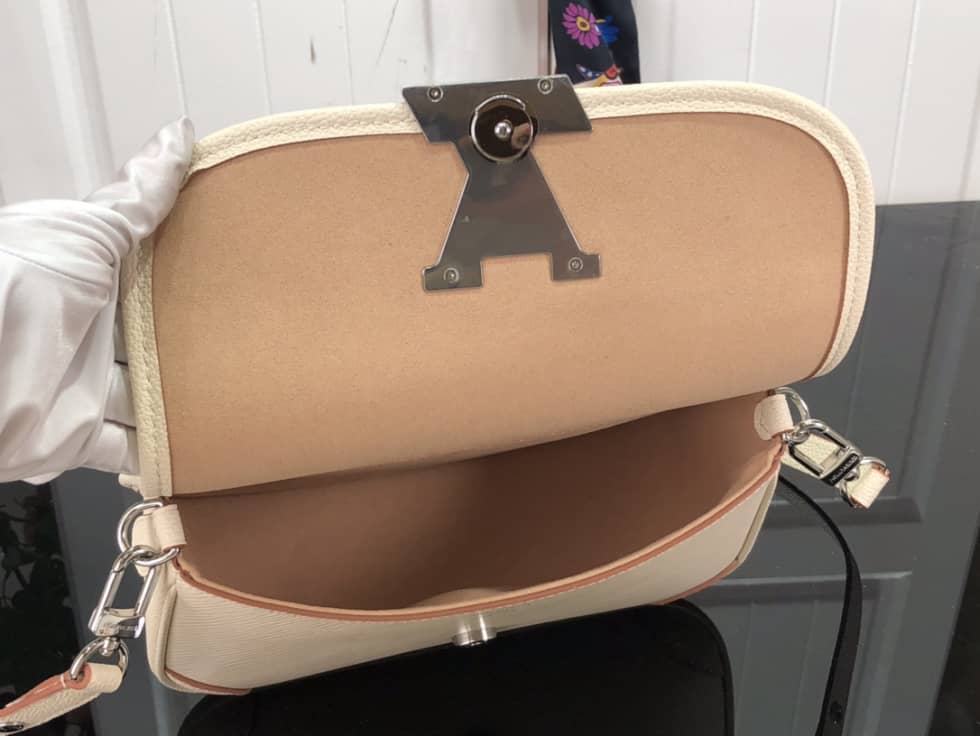 L0vis Vvtt0n Buci Epi Leather Brown M59457 Replica Crossbody Bag