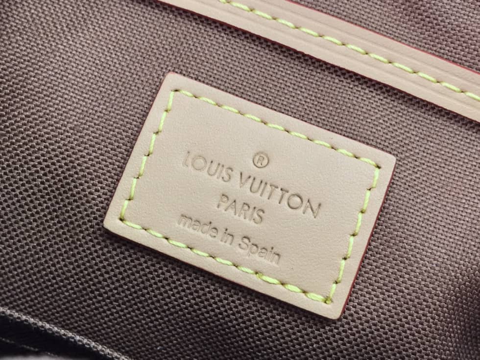 L0vis Vvtt0n Monogram Montsouris NM BB Mini Brown M45502 Replica Backpack