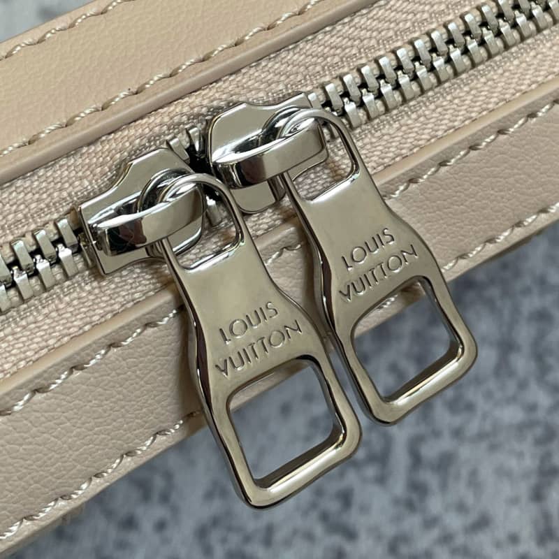 L0vis Vvtt0n Soft Trunk Monogram Mirror Coated Canvas Replica Bag Apricot M45880