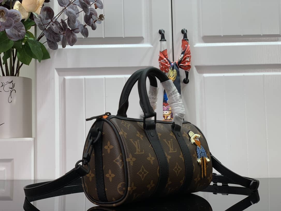 L0vis Vvtt0n Monogram Keepall XS Virgil Abloh Bag Replica M80201