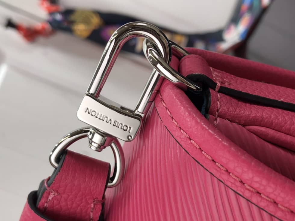L0vis Vvtt0n Buci Epi Dragon Fruit M59460 Replica Crossbody Bag