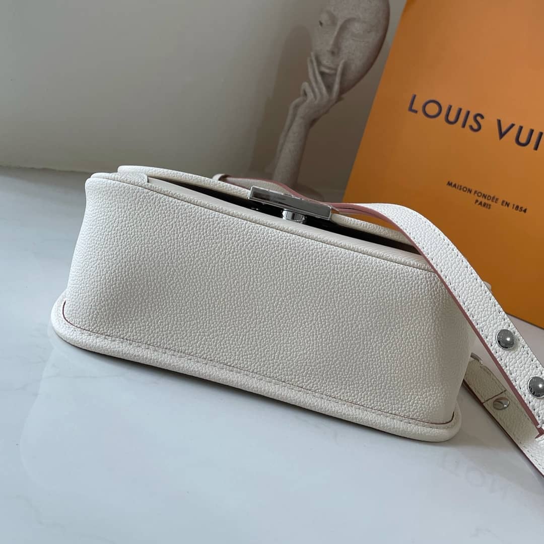 L0vis Vvtt0n Buci Epi Leather White M59457 Replica Crossbody Bag