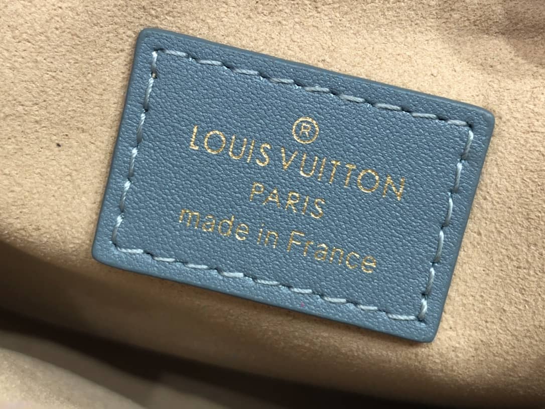 L0vis Vvtt0n Pochette Troca Replica Shoulder Bag Blue M59046