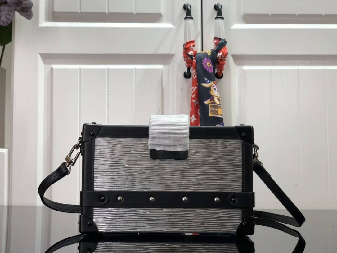 L0vis Vvtt0n Crossbody Dupe Petite Malle  M55309