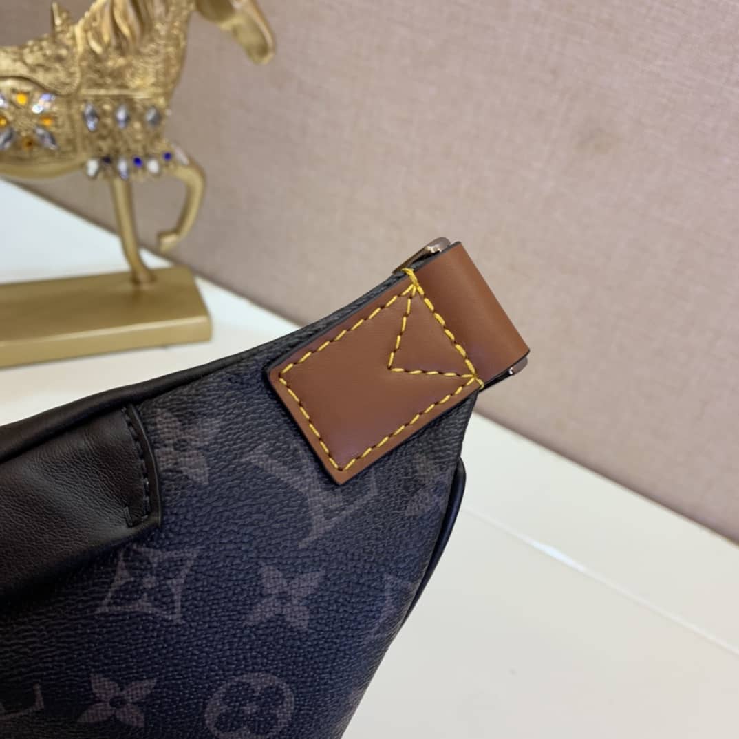 LV Bum Bag Dupe Monogram Eclipse Discovery M45220