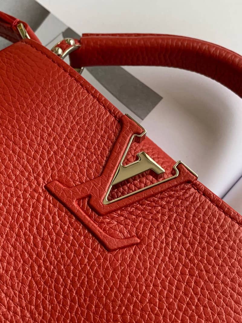L0vis Vvtt0n Taurillon Leather Capucines Mini Replica Bag Red M55985