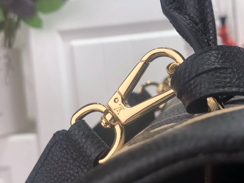 L0vis Vvtt0n Monogram Empreinte Madeleine MM M45976 Replica Shoulder Bag