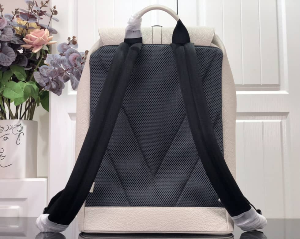 L0vis Vvtt0n Christopher Slim Taurillon Leather White M58644 Replica Backpack
