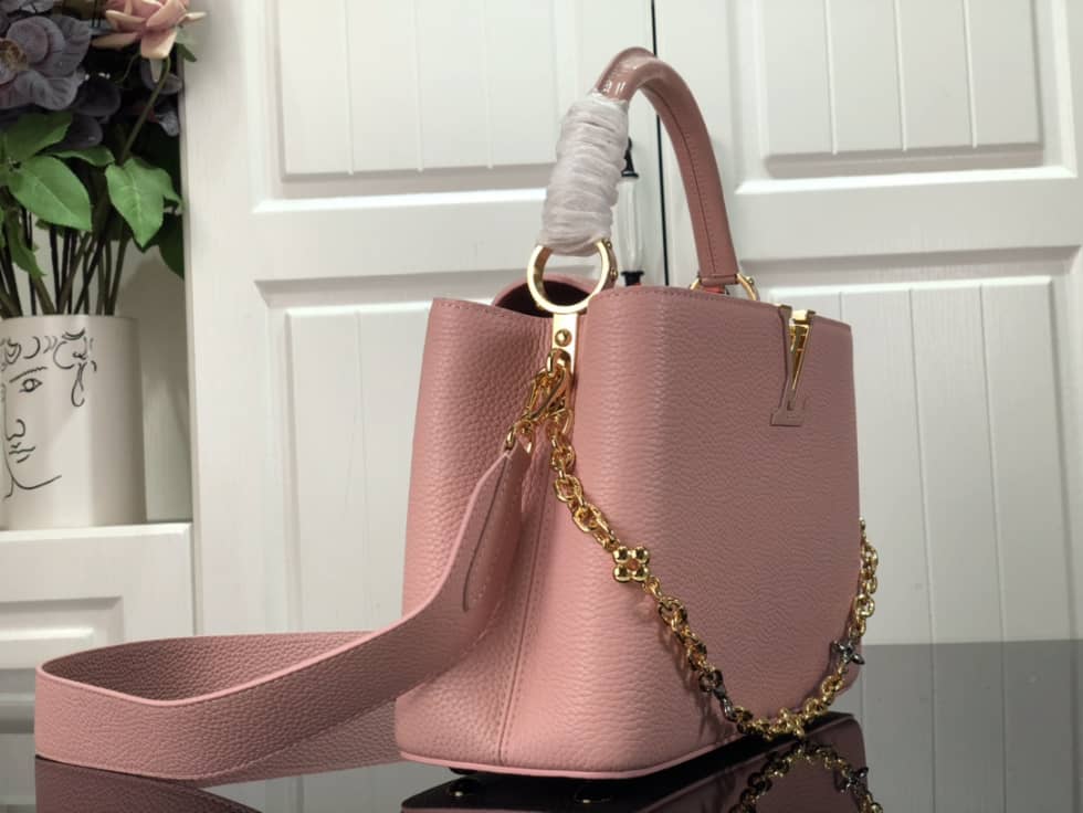 L0vis Vvtt0n Capucines MM M59209 Replica Shoulder Bag
