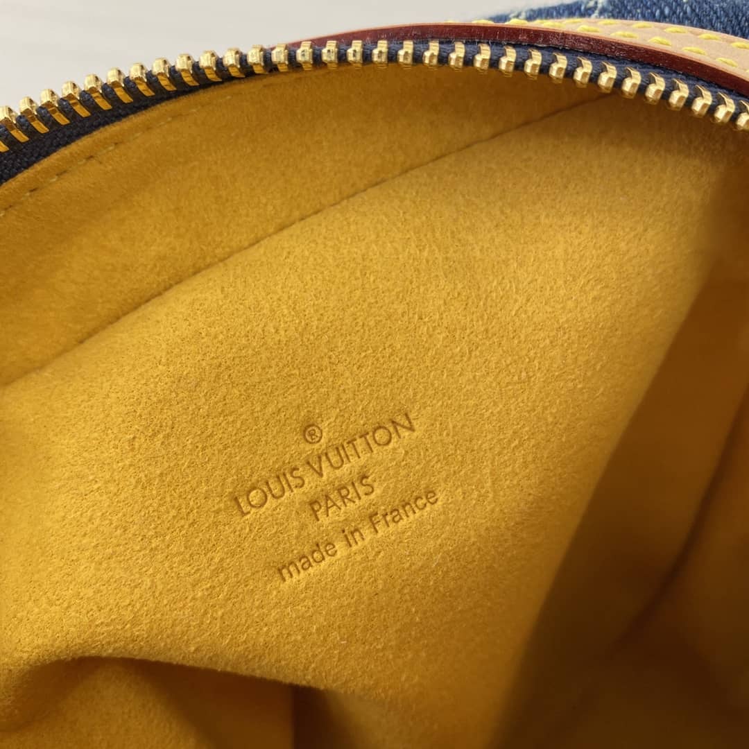 L0vis Vuittton Denim Monogram Vachetta Trim Camera Bag
