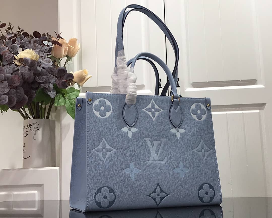 L0vis Vvtt0n On the Go MM Monogram Empreinte Two-way Tote Replica Blue M45717