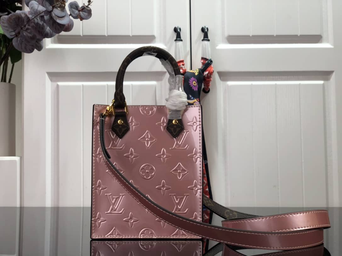 L0vis Vvtt0n Petit Sac Plat Flat Shoulder Bag Replica Pink M80169