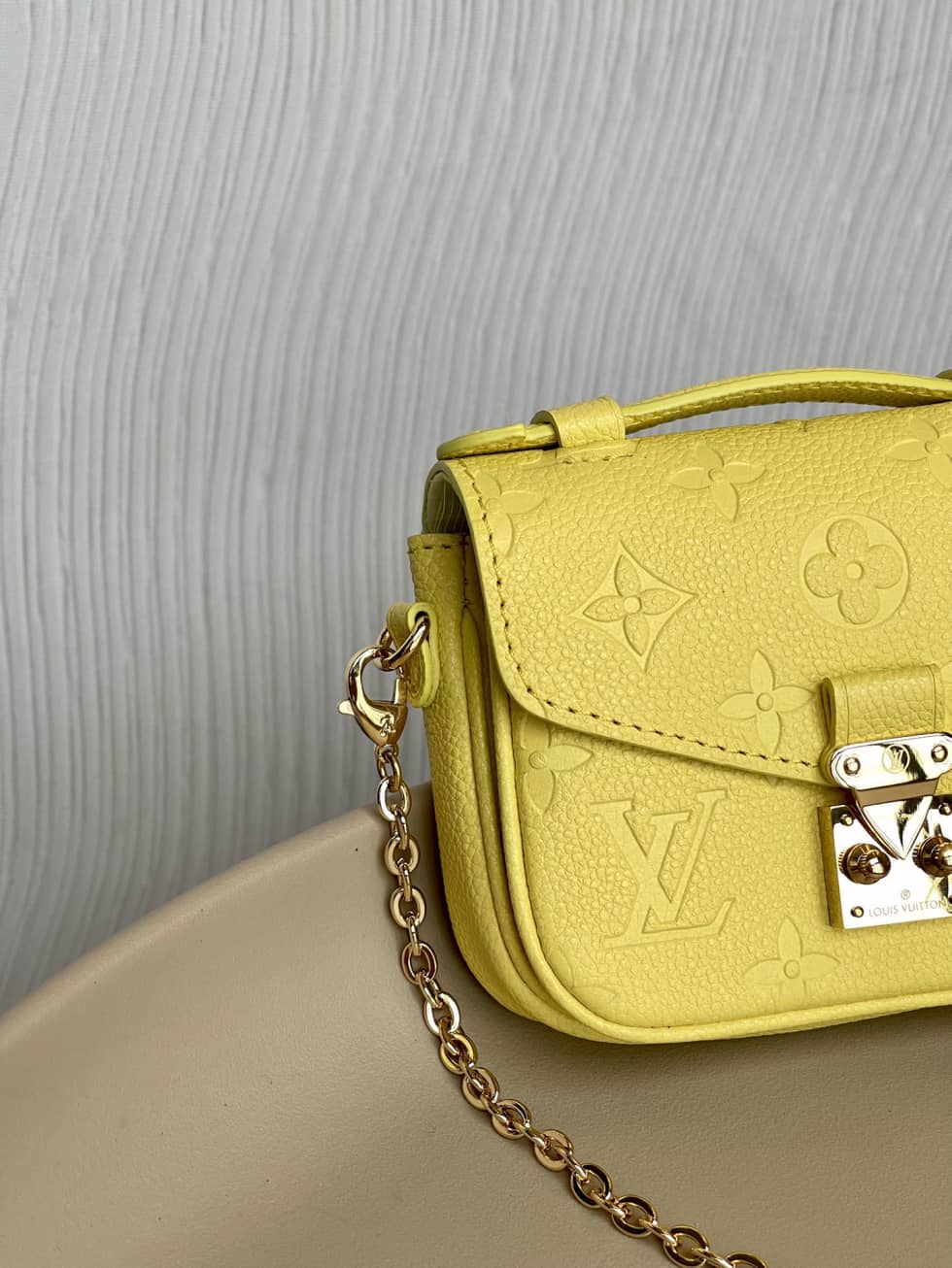 L0vis Vvtt0n Micro Mtis Monogram Empreinte Yellow M81407 Replica Crossbody Bag
