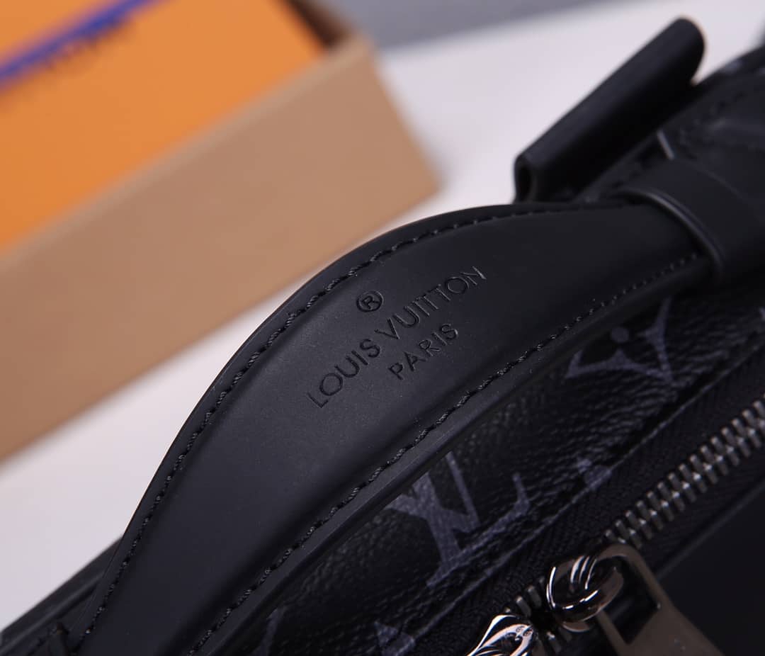LV Bum Bag Dupe Monogram Eclipse Waist Pouch hip body M42906