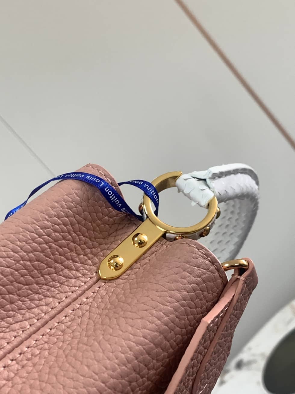 L0vis Vvtt0n Galet Capucines Mini Bag