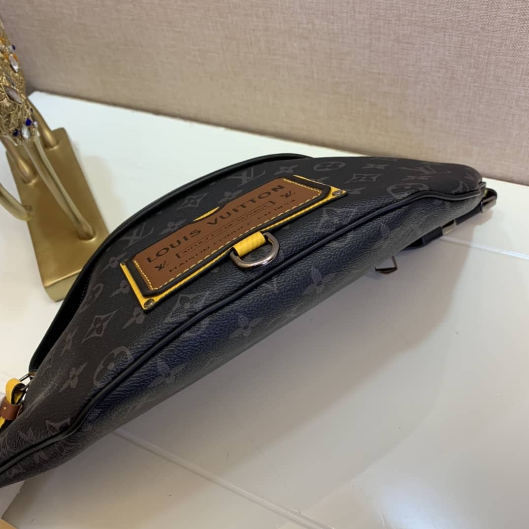 LV Bum Bag Dupe Monogram Eclipse Discovery M45220