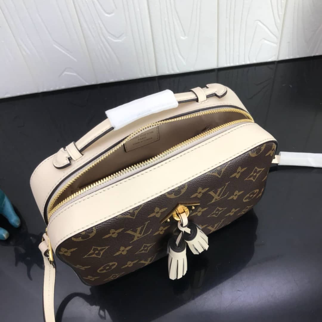 L0vis Vvtt0n Canvas Saintonge Replica Camera Bag White M43555