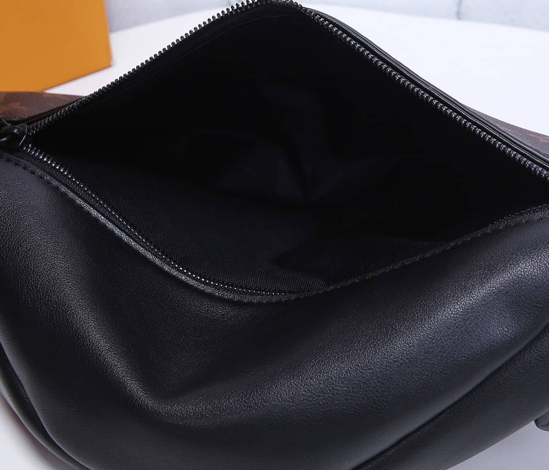LV Bum Bag Dupe Monogram Eclipse Discovery M44336